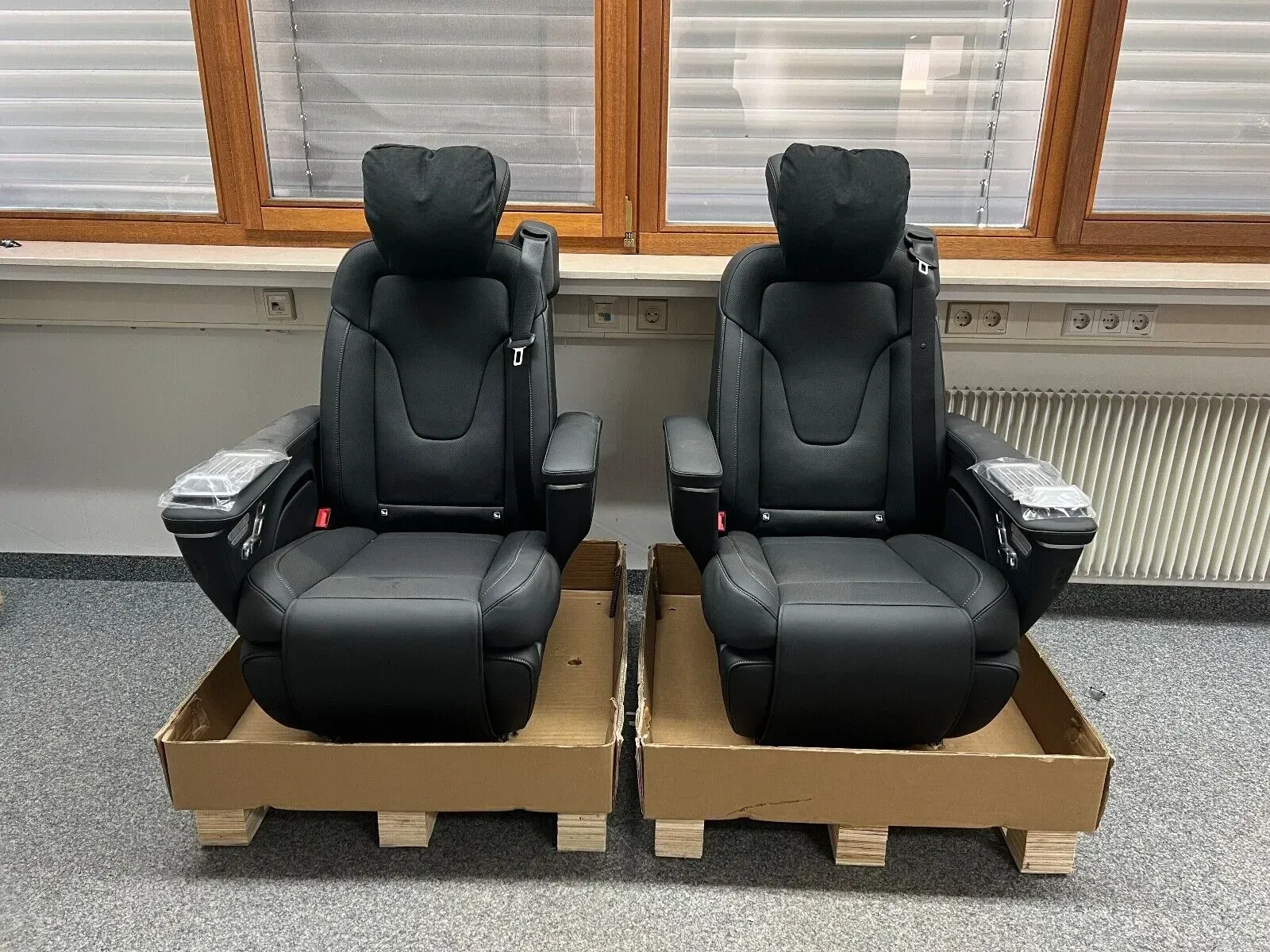 Second image of Mercedes V-Class W447/W448 Luxury Black Nappa Seats