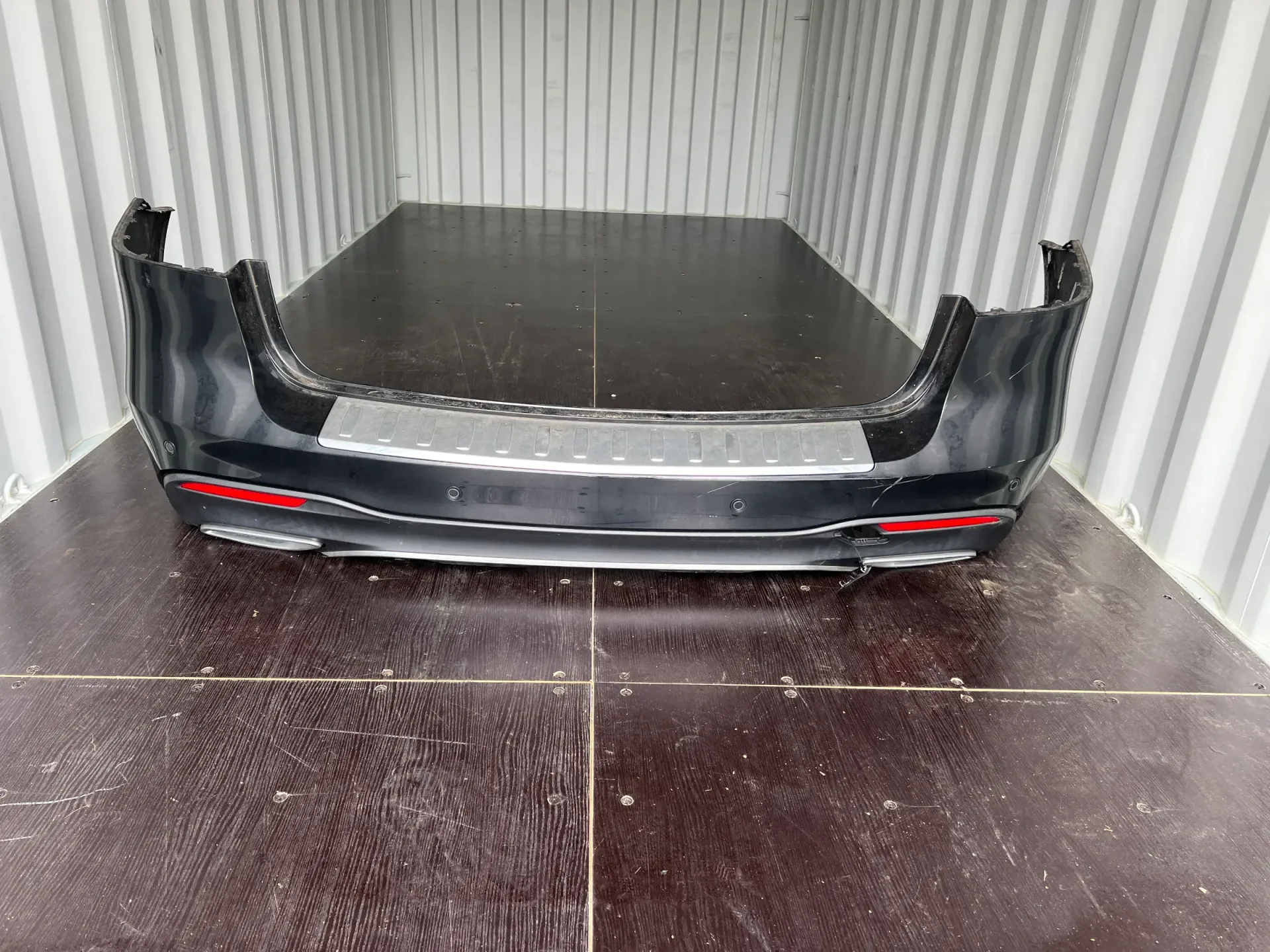 Genuine Mercedes-Benz ML/GL/GLE W166 AMG Rear Bumper Black – OEM A1668851138