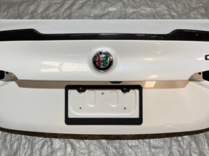 2017–2022 Alfa Romeo Giulia Base/Ti Trunk Lid Panel with Carbon Fiber Spoiler | Trofeo White | AG004