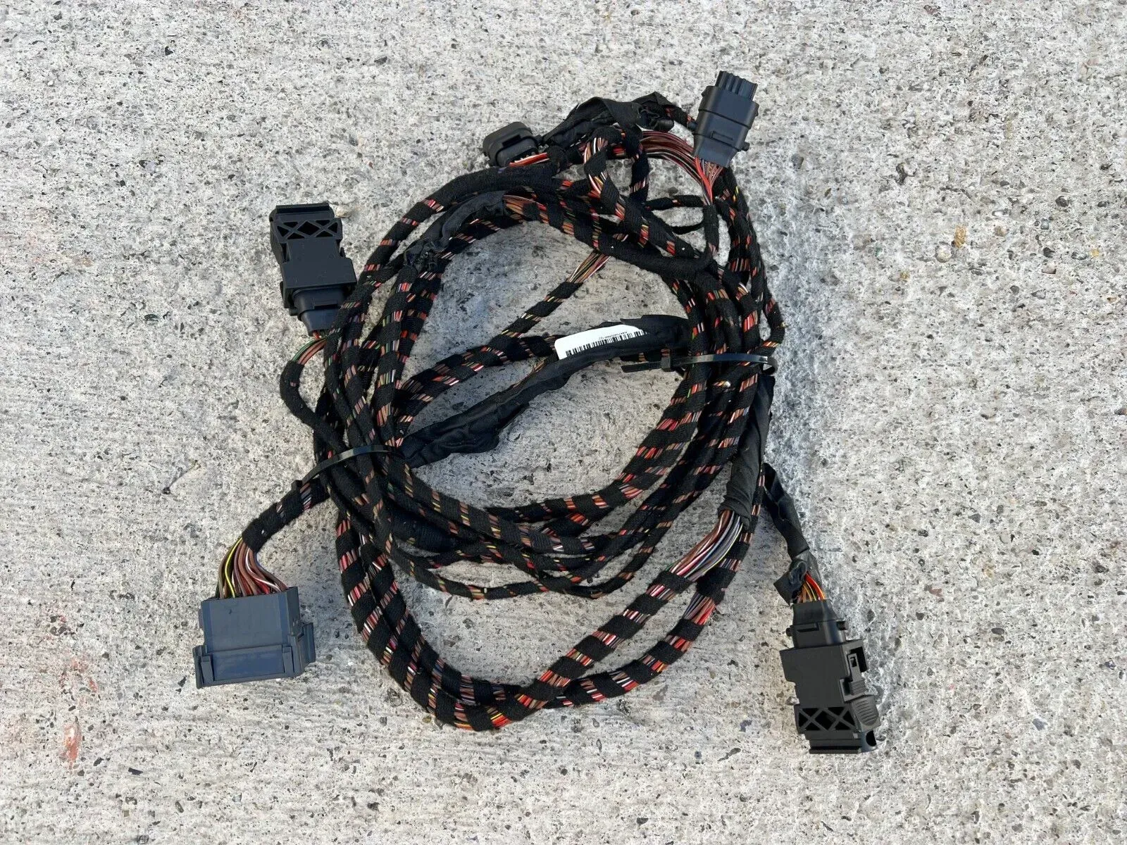 Second image of Mercedes V-Class Seat Wiring Harness A4475402686