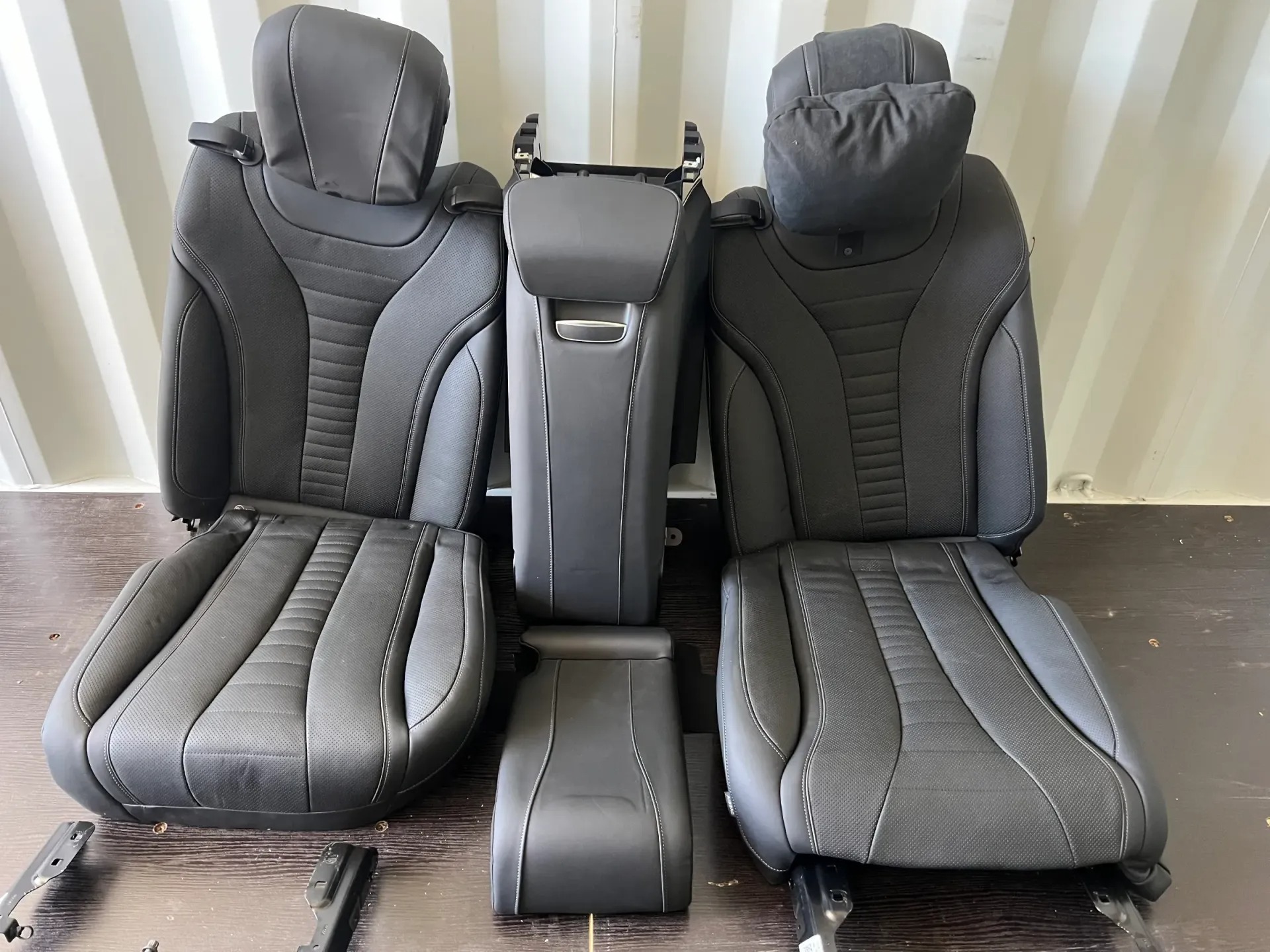 Second image of Mercedes S-Class W222 Rear Seats Black w/Armrest
