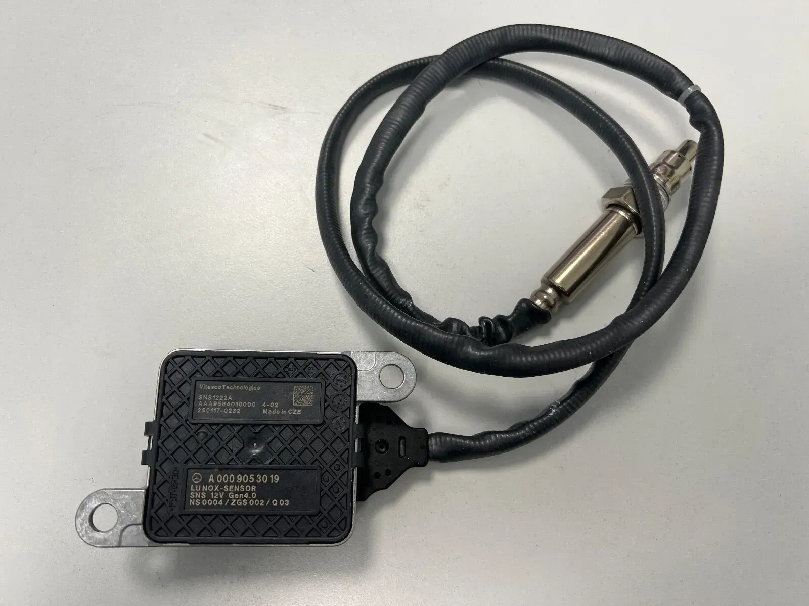 Mercedes-Benz NOx Sensor A0009053019 / AAA9564010000 NEW