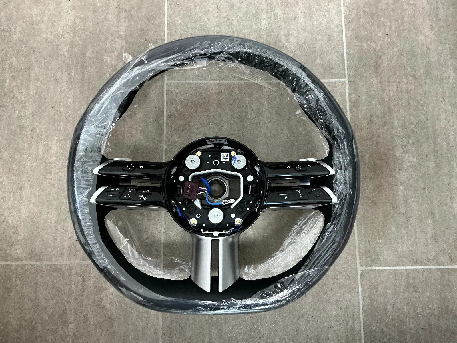 Mercedes W206 W223 W213 W257 W167 AMG Line Steering Wheel A0004603116