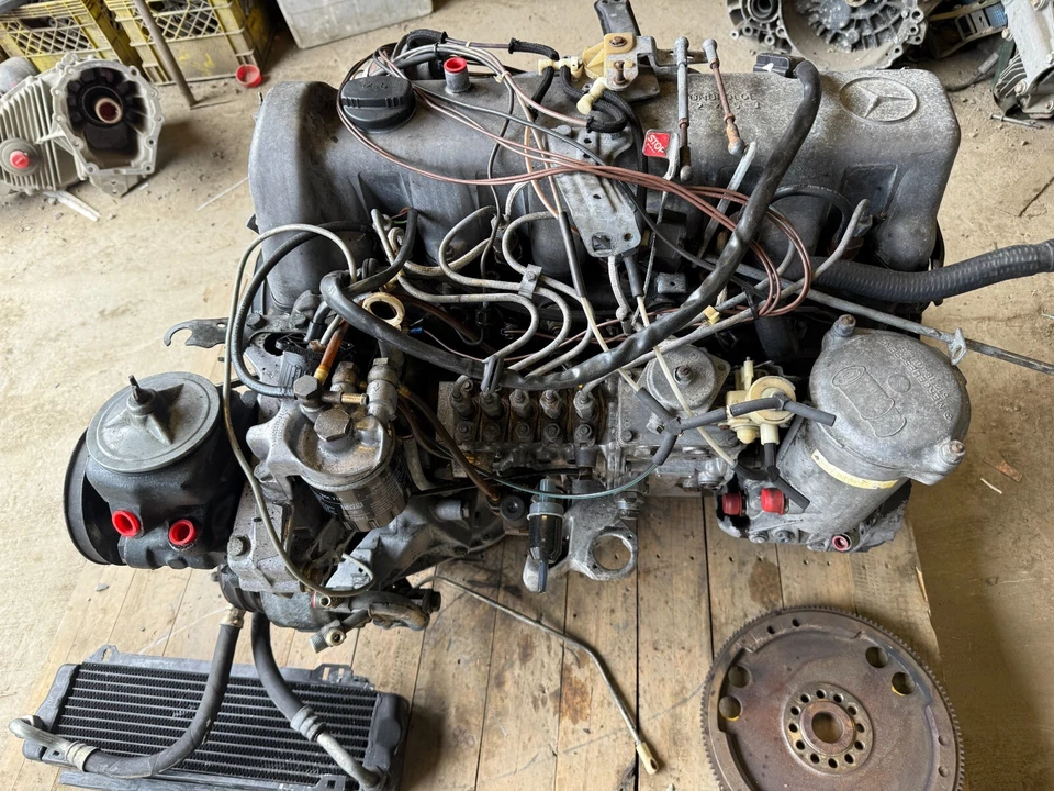 Second image of 1980 Mercedes-Benz 300SD W116 OM617 3.0L Turbo Diesel Engine Swap | Complete OEM Motor